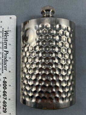Handsome 8 oz Hip Flask Vintage